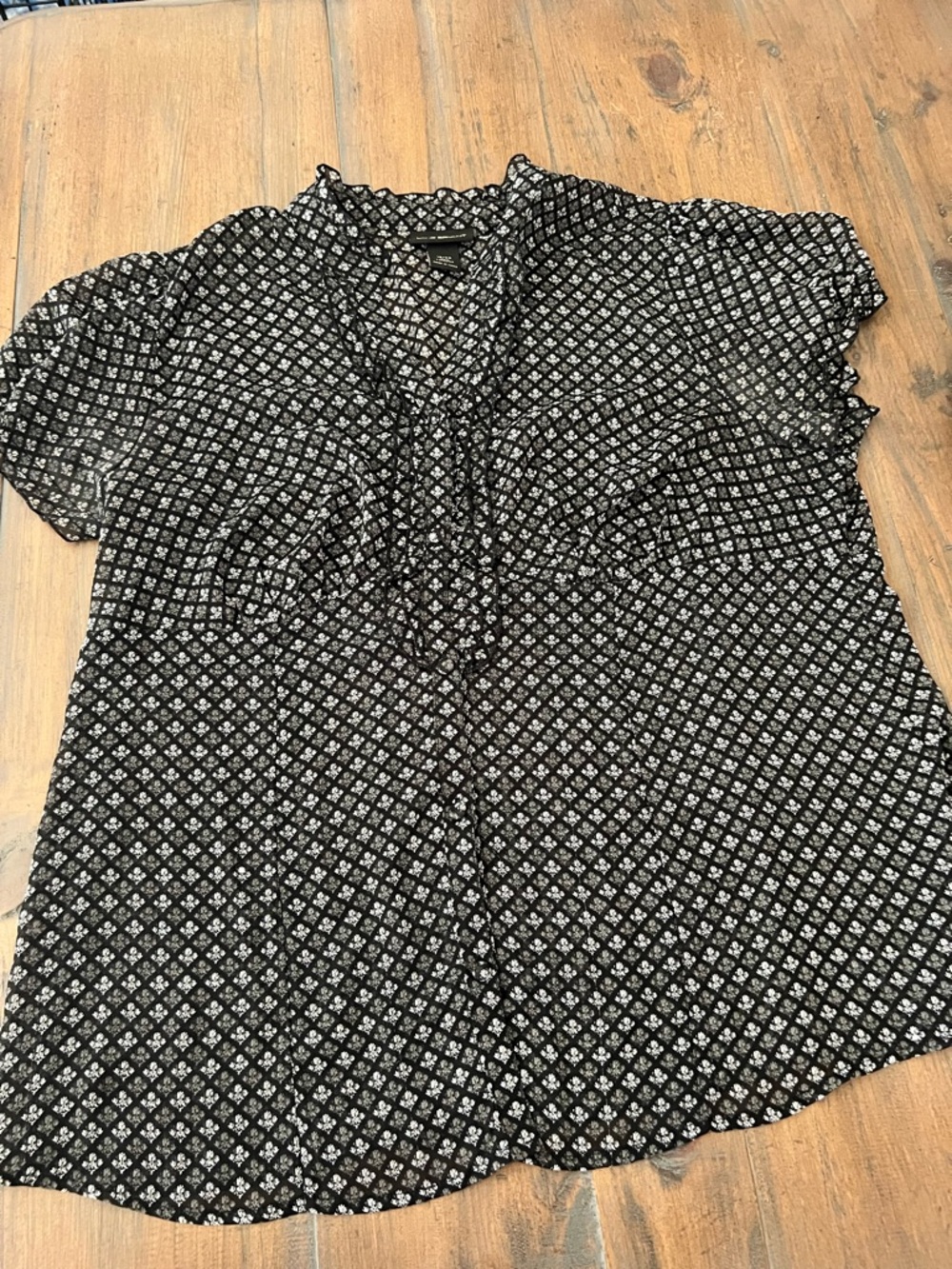 Lane Bryant Black & White Button Down  Women’s Top